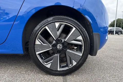 13 of 67 for Vauxhall Corsa Electric 50kWh Elite Nav Auto 5dr (7.4Kw Charger)