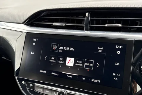 41 of 67 for Vauxhall Corsa Electric 50kWh Elite Nav Auto 5dr (7.4Kw Charger)