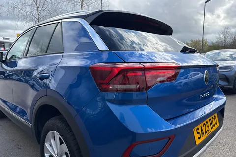 SA23BCO Volkswagen T-Roc 1.5 TSI Style Euro 6 (s/s) 5dr Thumbnail #9