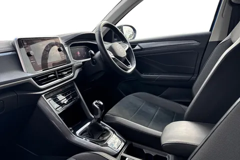 SA23BCO Volkswagen T-Roc 1.5 TSI Style Euro 6 (s/s) 5dr Thumbnail #16