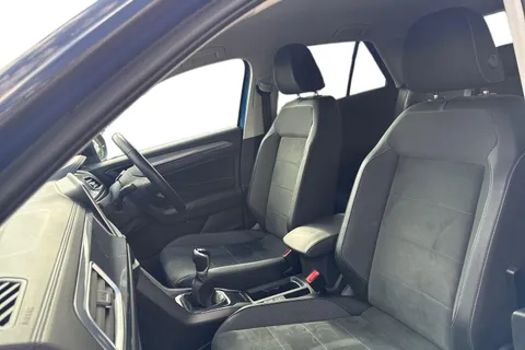 SA23BCO Volkswagen T-Roc 1.5 TSI Style Euro 6 (s/s) 5dr Thumbnail #17