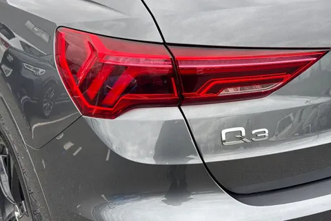 DP19PXY Audi Q3 S line 35 TFSI  150 PS 6-speed Thumbnail #9