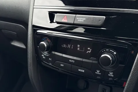 KM19AVX Suzuki Vitara 1.0 Boosterjet SZ-T 5dr Thumbnail #22