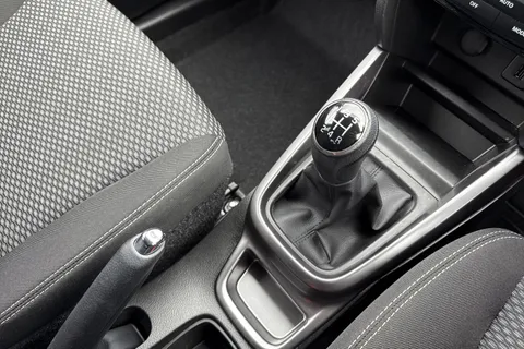 KM19AVX Suzuki Vitara 1.0 Boosterjet SZ-T 5dr Thumbnail #23