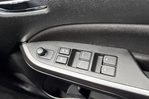 KM19AVX Suzuki Vitara 1.0 Boosterjet SZ-T 5dr Thumbnail #40