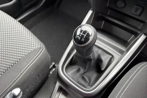 KM19AVX Suzuki Vitara 1.0 Boosterjet SZ-T 5dr Thumbnail #52