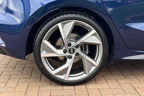 KO25AWA Audi A3 Sportback Black Edition 35 TFSI  150 PS S tronic Thumbnail #10