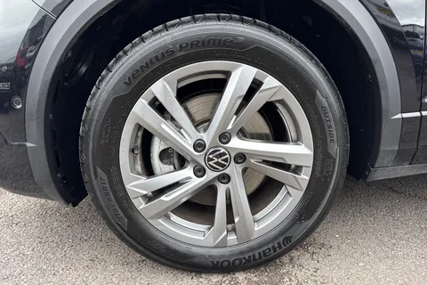 KN25MVO Volkswagen T-Roc 2.0 TDI 150 EVO R-Line 5dr DSG Thumbnail #24