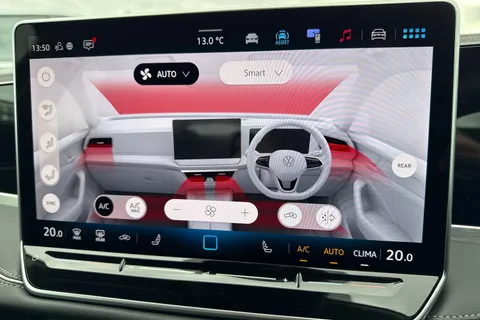 KO25VDE Volkswagen Passat 1.5 TSI eHybrid Life 5dr DSG Thumbnail #23