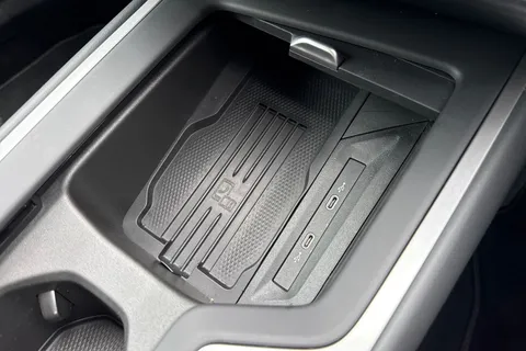 KO25VDE Volkswagen Passat 1.5 TSI eHybrid Life 5dr DSG Thumbnail #44