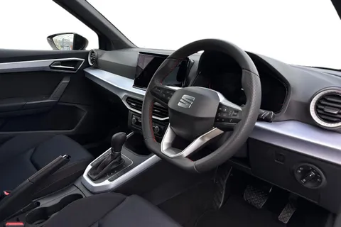 14 of 43 for SEAT Arona 1.0 TSI FR DSG Euro 6 (s/s) 5dr