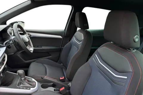 16 of 43 for SEAT Arona 1.0 TSI FR DSG Euro 6 (s/s) 5dr