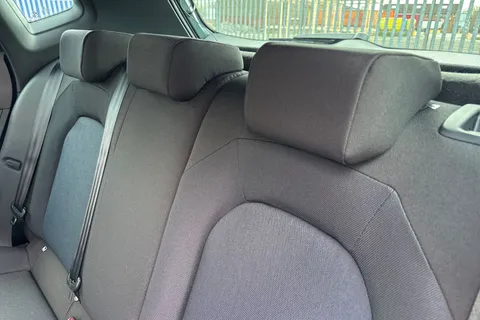 19 of 43 for SEAT Arona 1.0 TSI FR DSG Euro 6 (s/s) 5dr