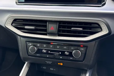 22 of 43 for SEAT Arona 1.0 TSI FR DSG Euro 6 (s/s) 5dr