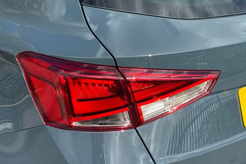 28 of 43 for SEAT Arona 1.0 TSI FR DSG Euro 6 (s/s) 5dr