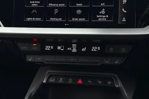 CU75LWO Audi A3 Sportback Sport 30 TFSI 116 PS S tronic Thumbnail #23