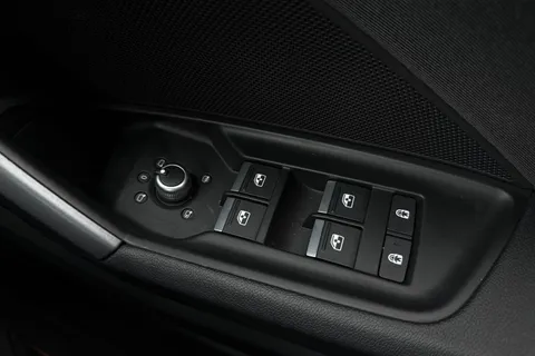 CU75LWO Audi A3 Sportback Sport 30 TFSI 116 PS S tronic Thumbnail #44