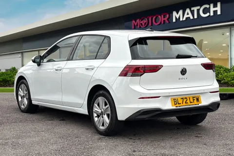 BL72LFW Volkswagen Golf 1.5 TSI Life Euro 6 (s/s) 5dr Thumbnail #3