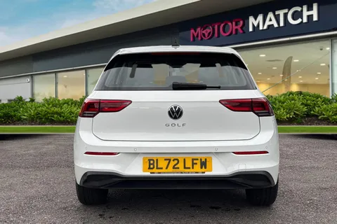BL72LFW Volkswagen Golf 1.5 TSI Life Euro 6 (s/s) 5dr Thumbnail #5