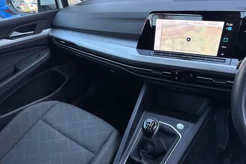 BL72LFW Volkswagen Golf 1.5 TSI Life Euro 6 (s/s) 5dr Thumbnail #21