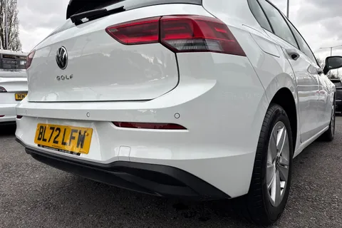 BL72LFW Volkswagen Golf 1.5 TSI Life Euro 6 (s/s) 5dr Thumbnail #30