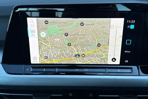 BL72LFW Volkswagen Golf 1.5 TSI Life Euro 6 (s/s) 5dr Thumbnail #43