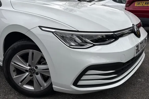 BL72LFW Volkswagen Golf 1.5 TSI Life Euro 6 (s/s) 5dr Thumbnail #50