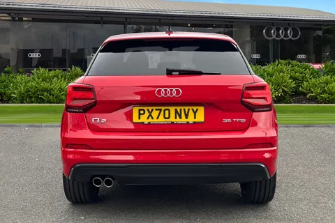 PX70NVY Audi Q2 Black Edition 35 TFSI  150 PS S tronic Thumbnail #5