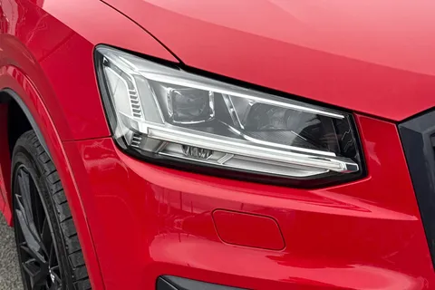 PX70NVY Audi Q2 Black Edition 35 TFSI  150 PS S tronic Thumbnail #10