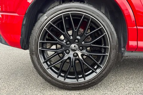 PX70NVY Audi Q2 Black Edition 35 TFSI  150 PS S tronic Thumbnail #13