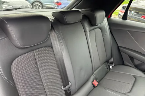 PX70NVY Audi Q2 Black Edition 35 TFSI  150 PS S tronic Thumbnail #20