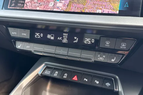 PY74KGZ Audi A3 S line 35 TDI  150 PS S tronic Thumbnail #23