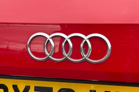 PX70NVY Audi Q2 Black Edition 35 TFSI  150 PS S tronic Thumbnail #33