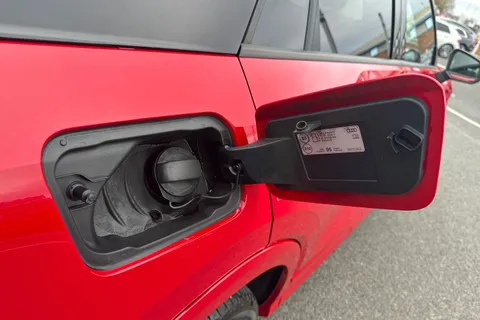 PX70NVY Audi Q2 Black Edition 35 TFSI  150 PS S tronic Thumbnail #35