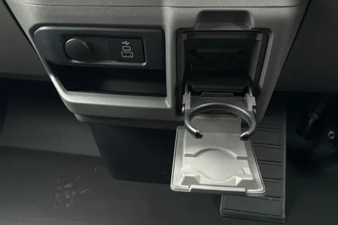 MF26ERZ Volkswagen Transporter SWB 150PS AUTO Thumbnail #20