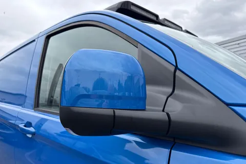 CX75HYV Volkswagen Transporter 2.0 TDI 110 Commerce Pro Van Thumbnail #41