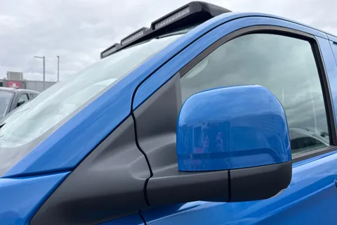 CX75HYV Volkswagen Transporter 2.0 TDI 110 Commerce Pro Van Thumbnail #42