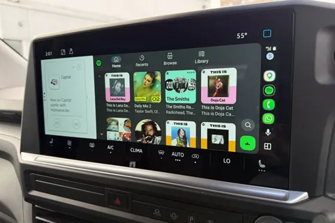 CX75HYV Volkswagen Transporter 2.0 TDI 110 Commerce Pro Van Thumbnail #50