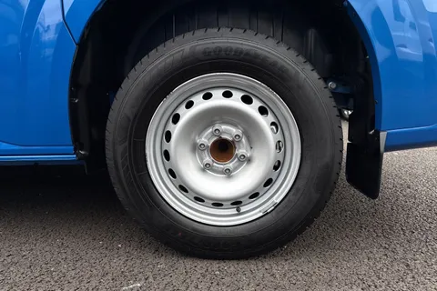 MF26ERU Volkswagen Transporter SWB 150PS AUTO Thumbnail #24