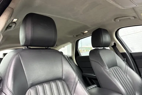 LD19WBY Jaguar XF 2.0d Portfolio Sportbrake Euro 6 (s/s) 5dr Thumbnail #22