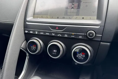 OW19GWM Jaguar E-Pace 2.0 D180 R-Dynamic HSE Auto AWD Euro 6 (s/s) 5dr Thumbnail #20