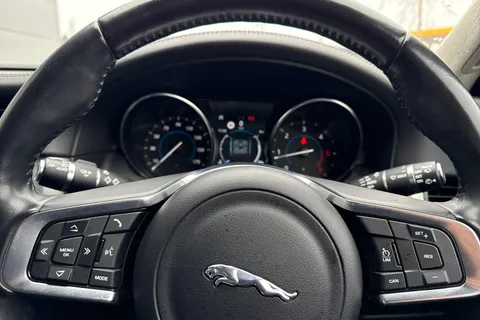 LD19WBY Jaguar XF 2.0d Portfolio Sportbrake Euro 6 (s/s) 5dr Thumbnail #33