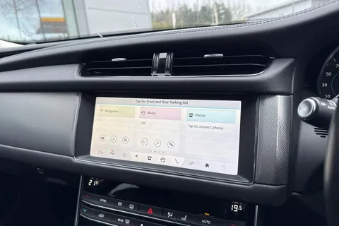 LD19WBY Jaguar XF 2.0d Portfolio Sportbrake Euro 6 (s/s) 5dr Thumbnail #35