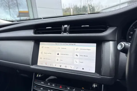 LD19WBY Jaguar XF 2.0d Portfolio Sportbrake Euro 6 (s/s) 5dr Thumbnail #36