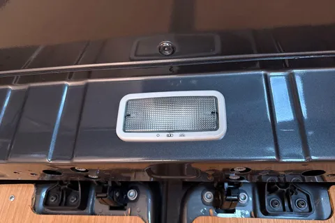 CX74ZXR Volkswagen Crafter 2.0 TDI 140PS Commerce High Roof Van Thumbnail #33