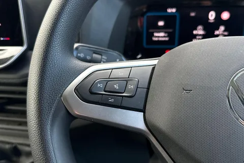 CX74ZXR Volkswagen Crafter 2.0 TDI 140PS Commerce High Roof Van Thumbnail #39