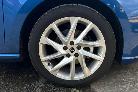 7 of 41 for SEAT Ibiza 1.0 TSI FR Euro 6 (s/s) 5dr