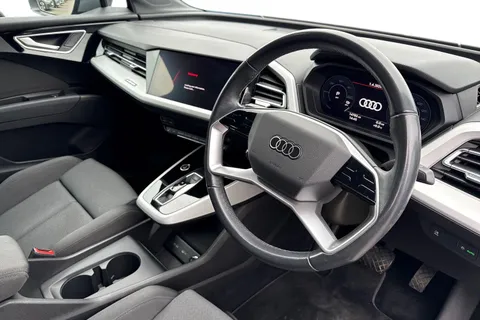 14 of 54 for Audi Q4 e-tron Q4 Sportback (O) Sport 40 e-tron 150,00 kW