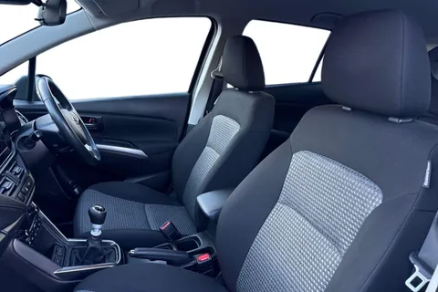 DK23ULZ Suzuki S-Cross 1.4 Boosterjet MHEV Motion Euro 6 (s/s) 5dr Thumbnail #17