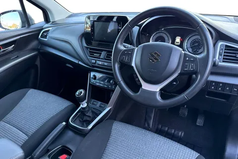 DK23ULZ Suzuki S-Cross 1.4 Boosterjet MHEV Motion Euro 6 (s/s) 5dr Thumbnail #19